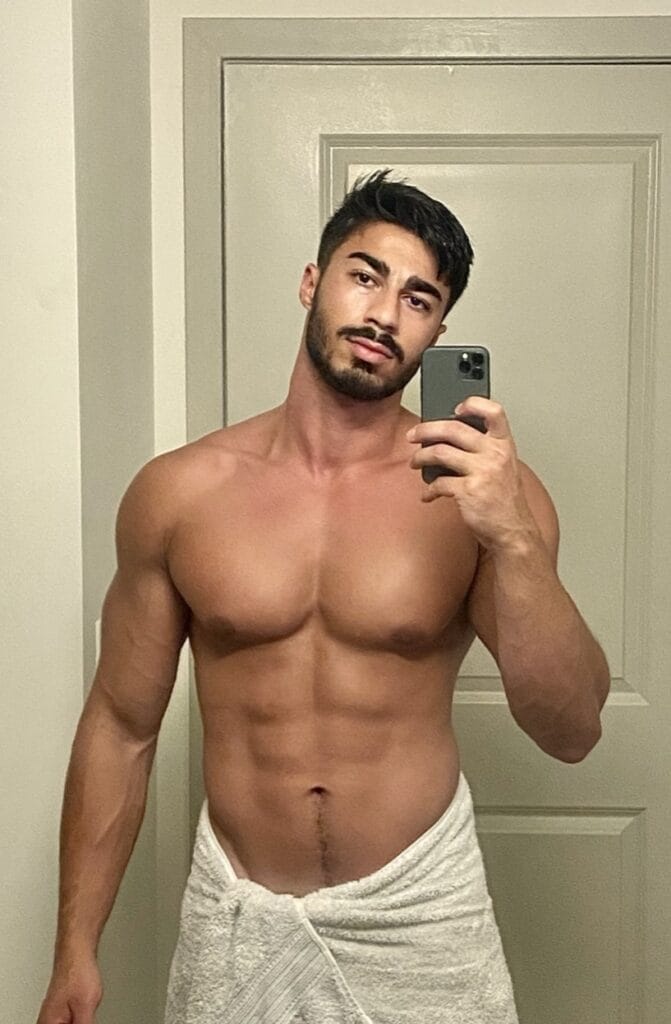Photo of Mo Saffari, creator on OnlyFans with exclusive content