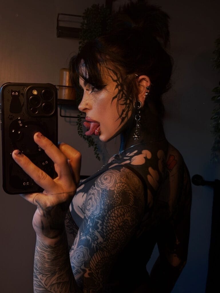 Photo of Asta, creator on OnlyFans with exclusive content