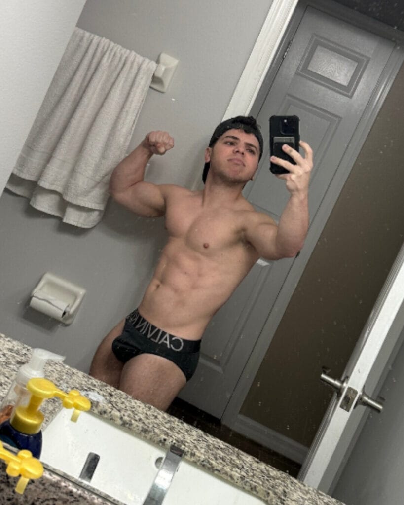 Photo of Jay Mounduix, creator on OnlyFans with exclusive content