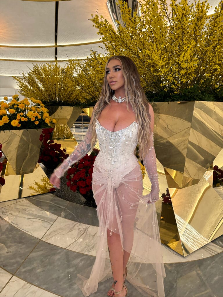 Photo of Kendra Sunderland, creator on OnlyFans with exclusive content