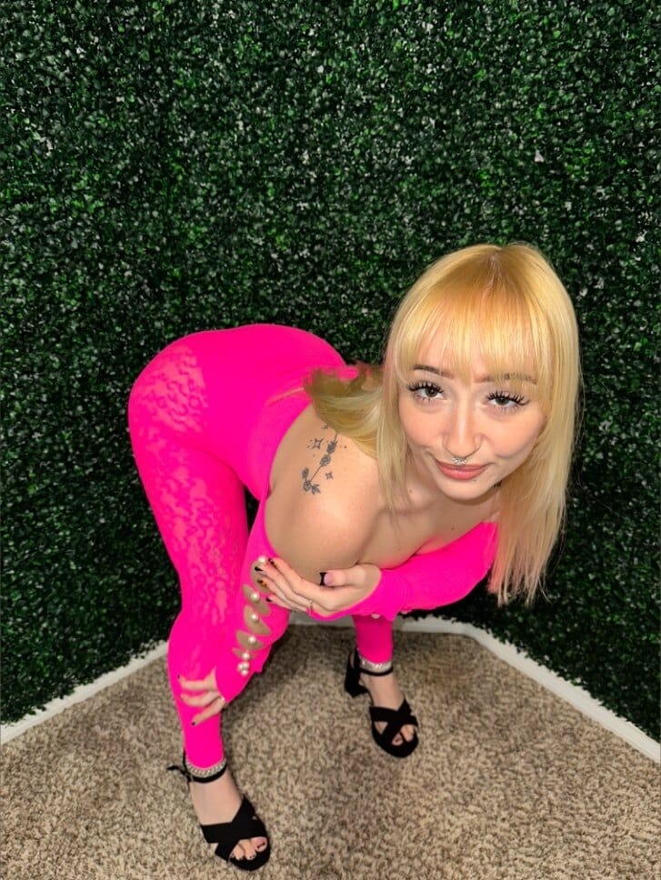 Photo of Josie , creator on OnlyFans with exclusive content