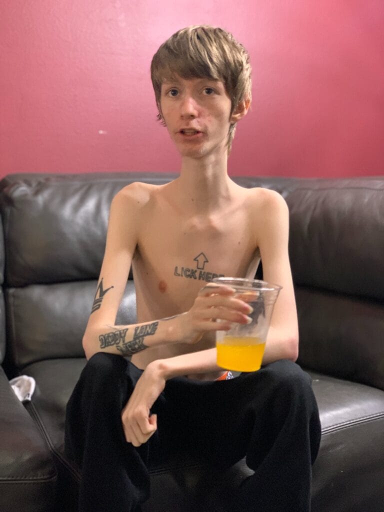 Photo of Long Neck, creator on OnlyFans with exclusive content