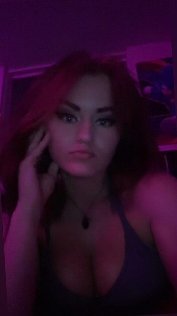 Photo of Zoe Maria, creator on OnlyFans with exclusive content